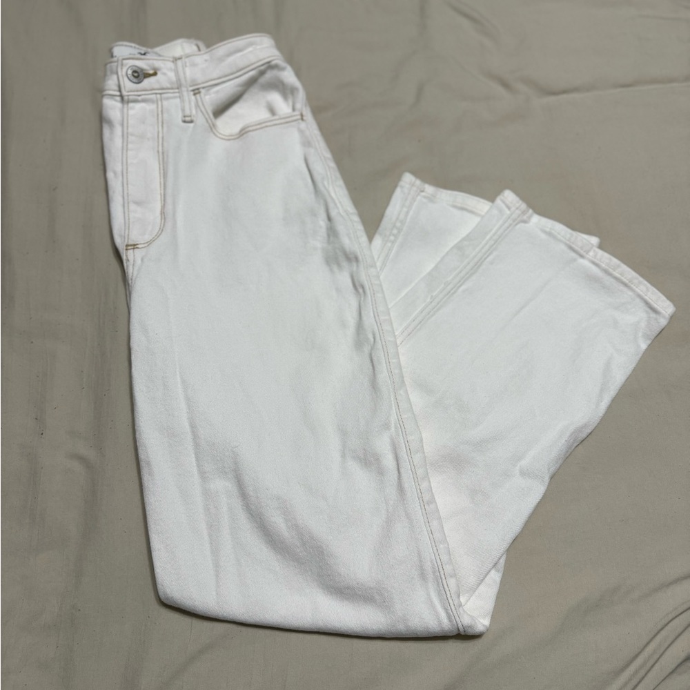 Hollister White Curvy Ultra High Rise Dad Jeans Size 1S